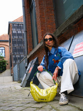 Load image into Gallery viewer, variant_pale-yellow