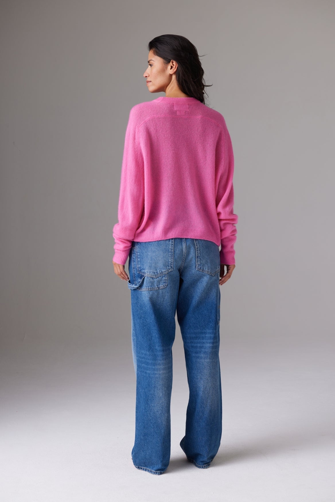 AMARA LOBO CREW | FROSTING