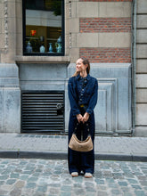 Load image into Gallery viewer, variant_black
