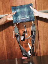 Load image into Gallery viewer, variant_tartan
